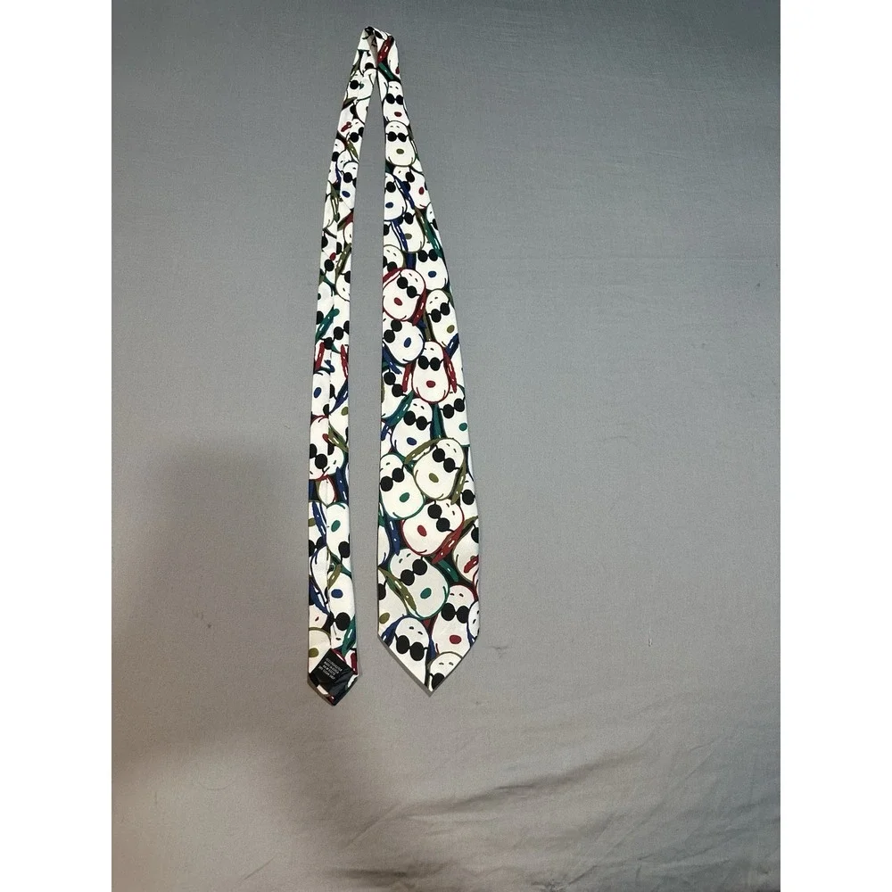 VTG PEANUTS  Rare SNOOPY Head White Colorful Faces Neck Tie‎